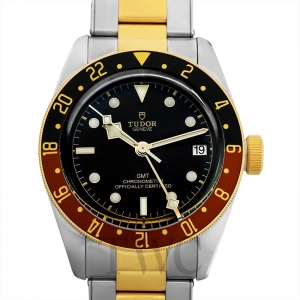 Buyer’s Guide: 5 Best Watches Men Should Wear This Summer Buyer’s Guide: 5 Best Watches Men Should Wear This Summer